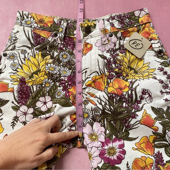 Anthropologie x Wrangler Floral Shorts Cowboy High Rise 5.5 In Retro Wanderer 25 - Picture 7 of 14
